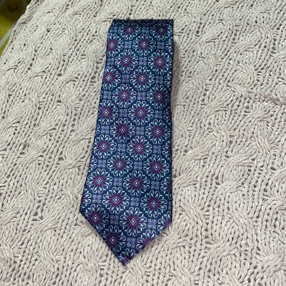 Christian Dior Men’s Tie (Dark Blue/Red)